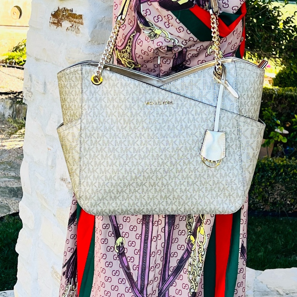 Michael Kors xlarge chain gold signature tote&wallet pale gold NWT - Picture 7 of 15